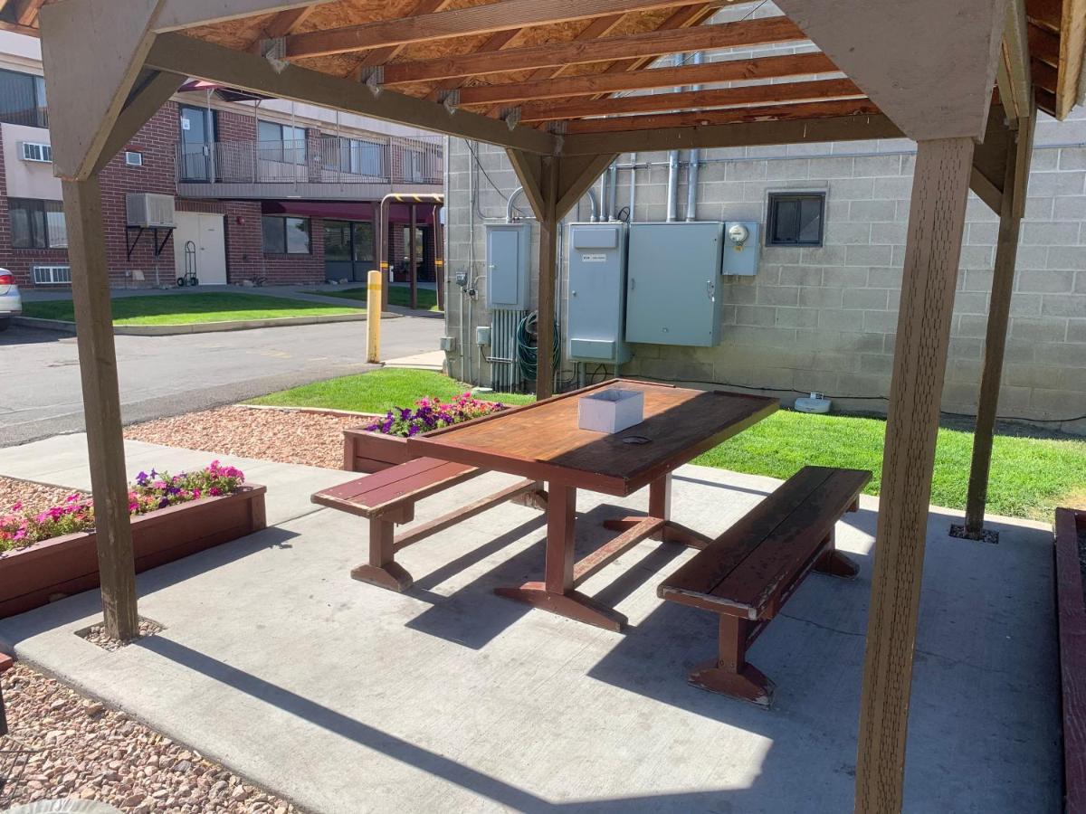 Oquirrh Mountain Inn Tooele Εξωτερικό φωτογραφία